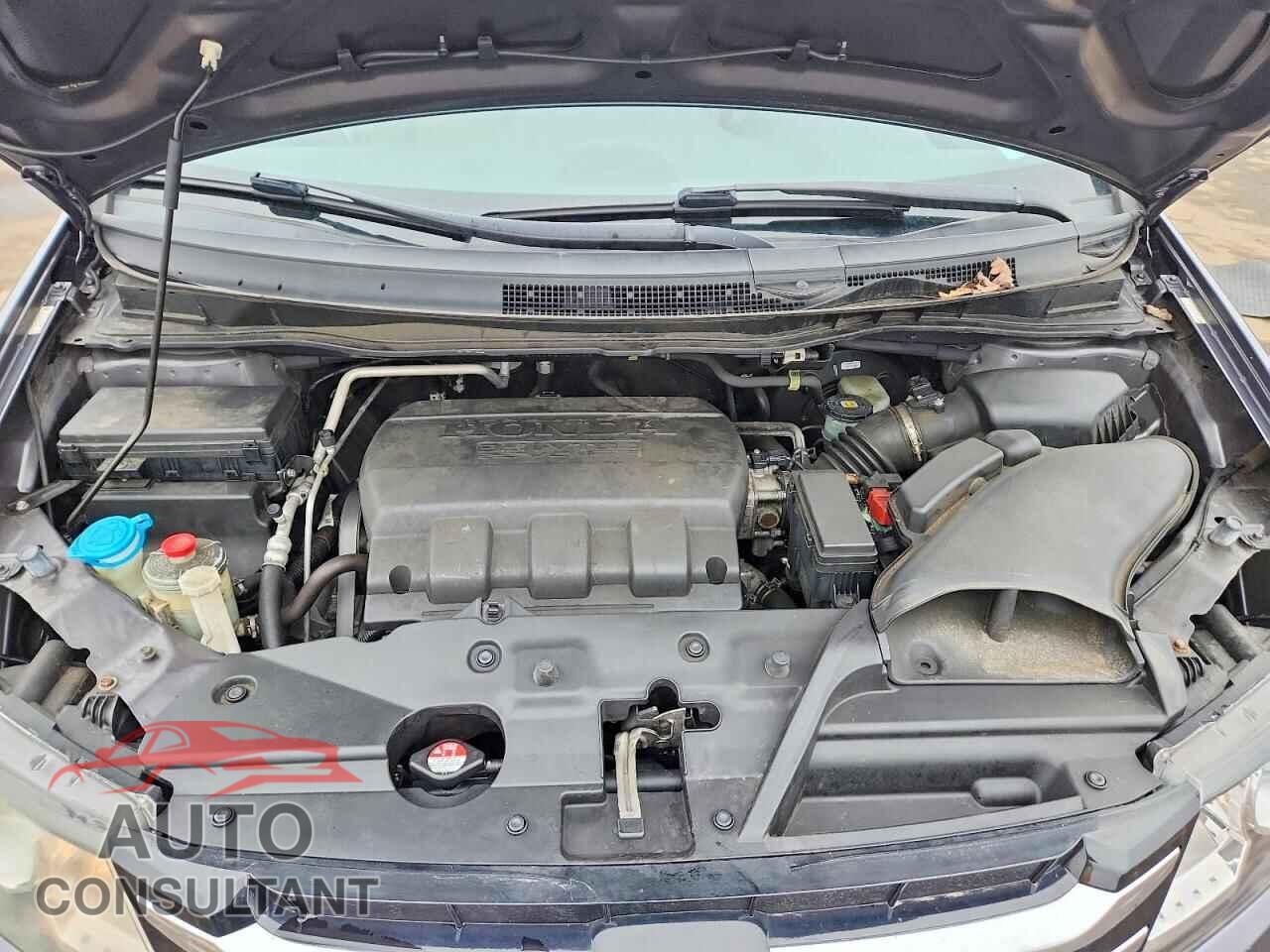 HONDA ODYSSEY 2015 - 5FNRL5H62FB120283