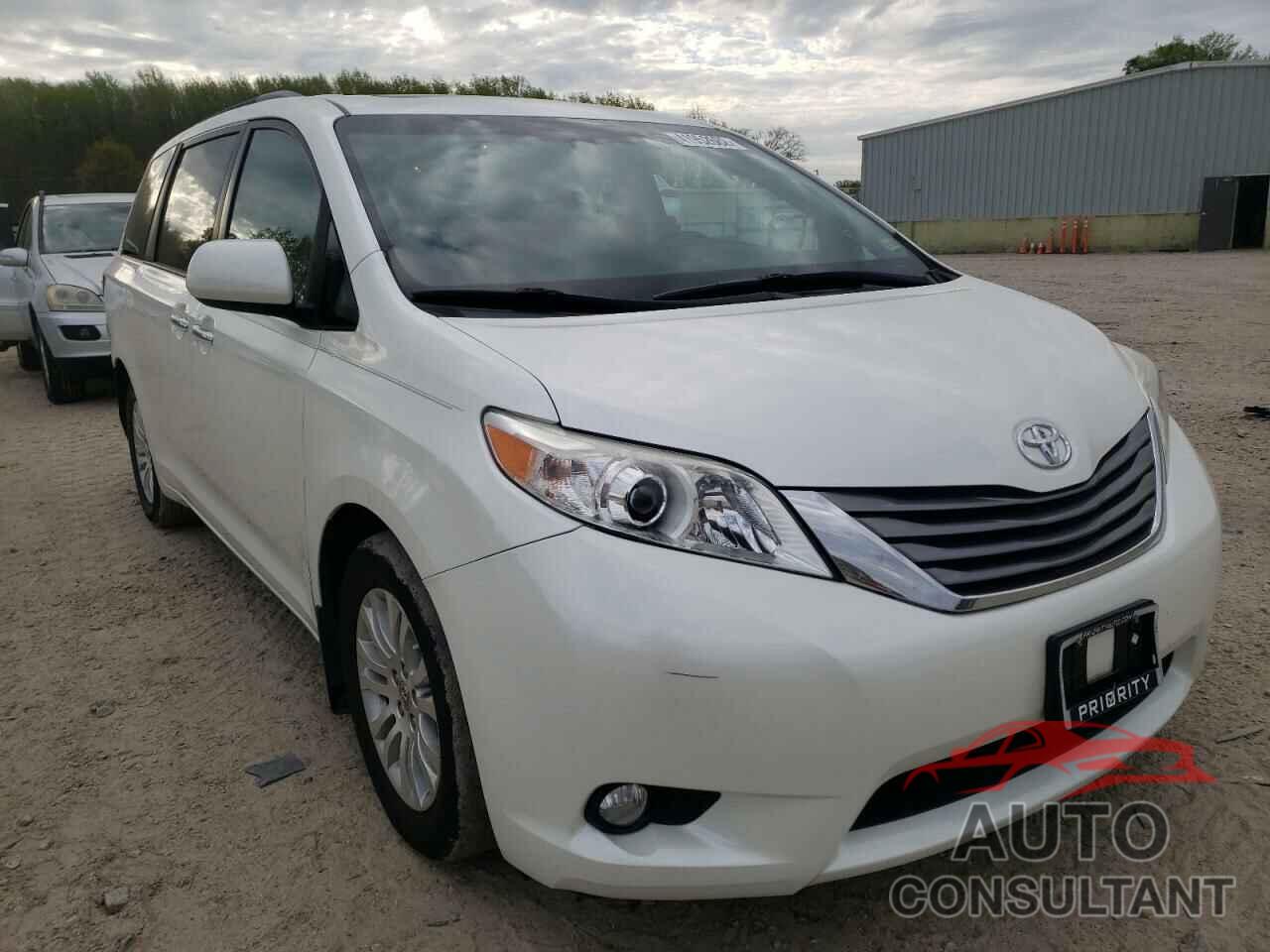 TOYOTA SIENNA 2016 - 5TDYK3DC8GS734833