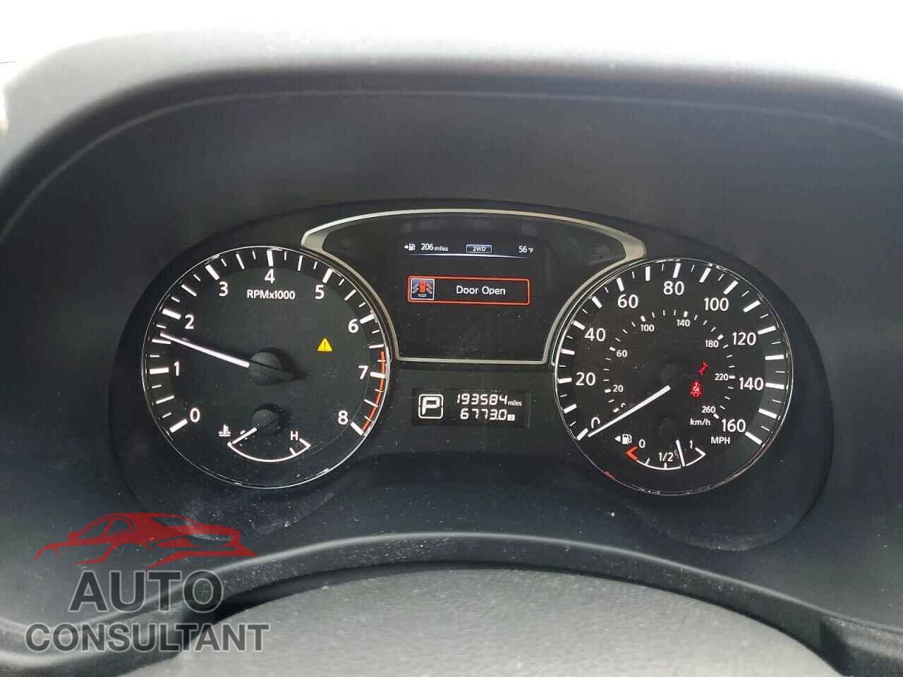 NISSAN PATHFINDER 2013 - 5N1AR2MM1DC684799