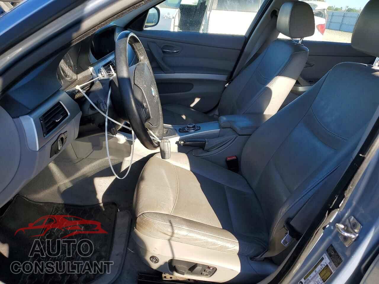 BMW 3 SERIES 2009 - WBAUU33579A540061