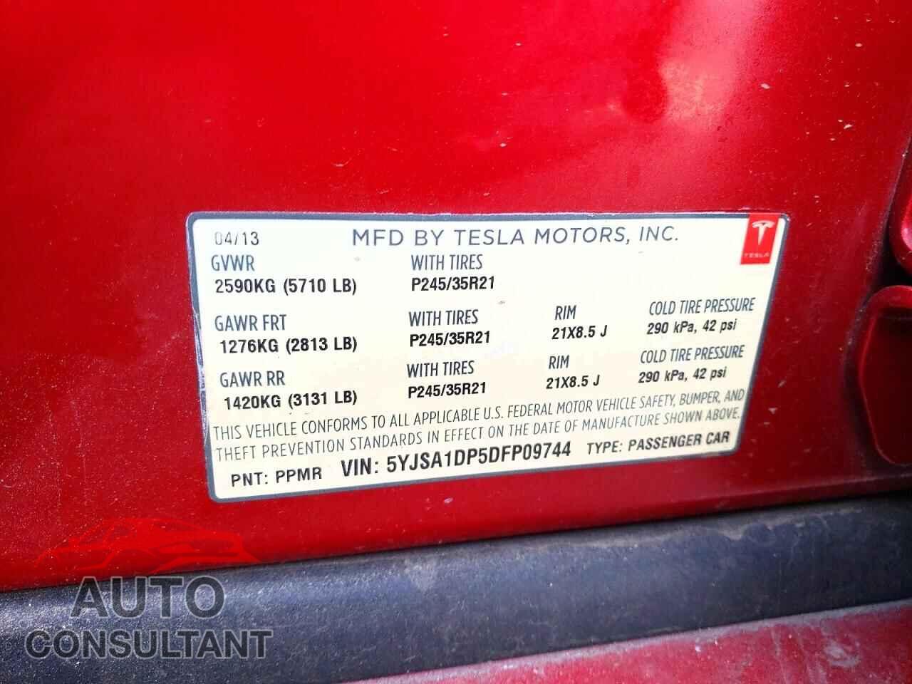 TESLA MODEL S 2013 - 5YJSA1DP5DFP09744