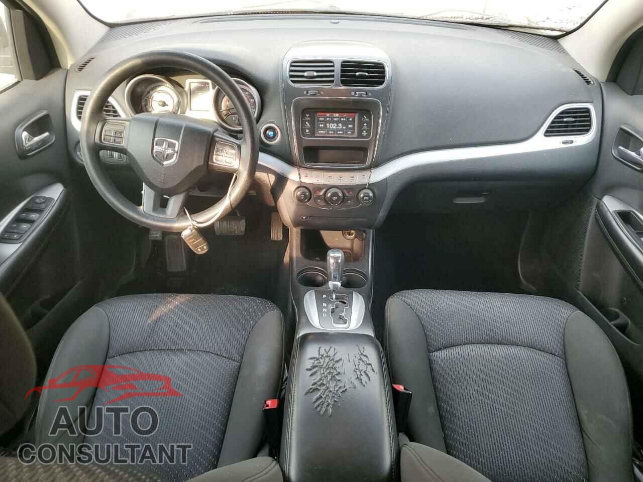 DODGE JOURNEY 2012 - 3C4PDCBG4CT180413