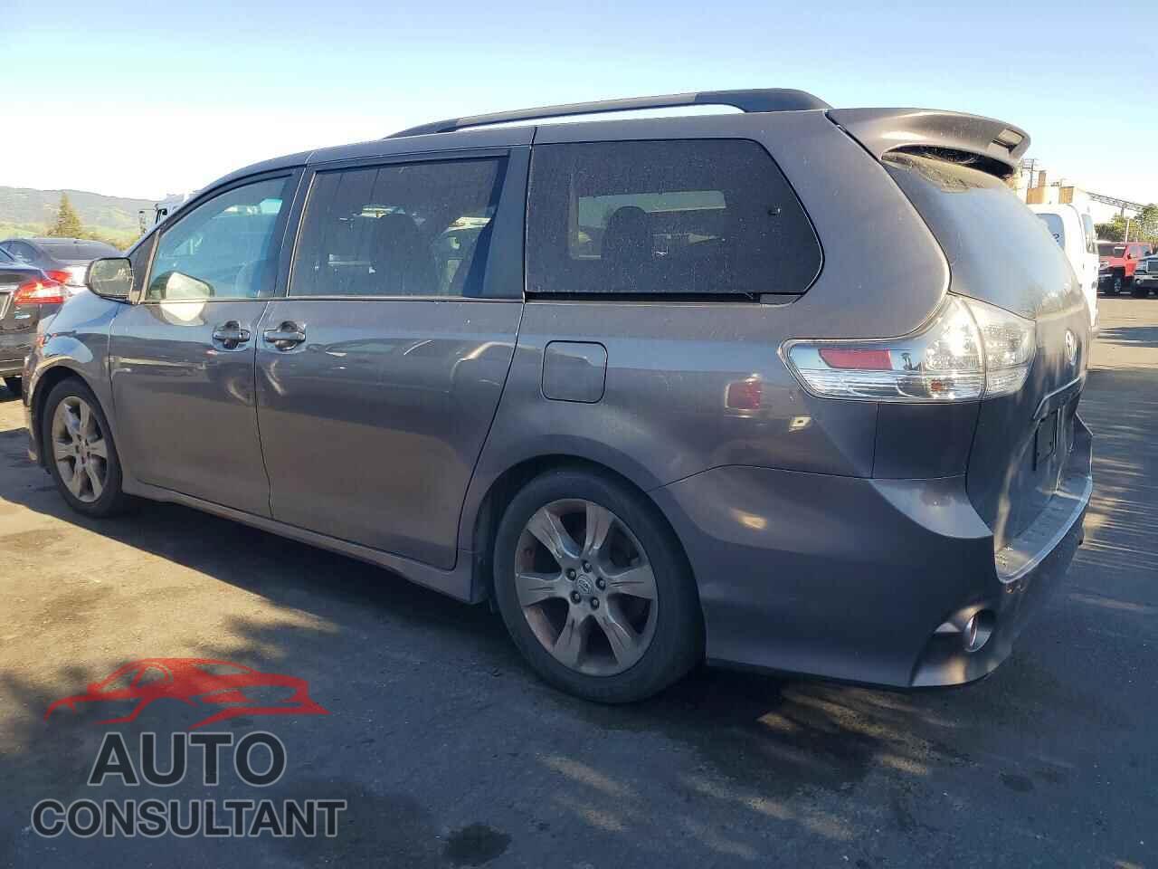 TOYOTA SIENNA 2011 - 5TDXK3DC1BS170978
