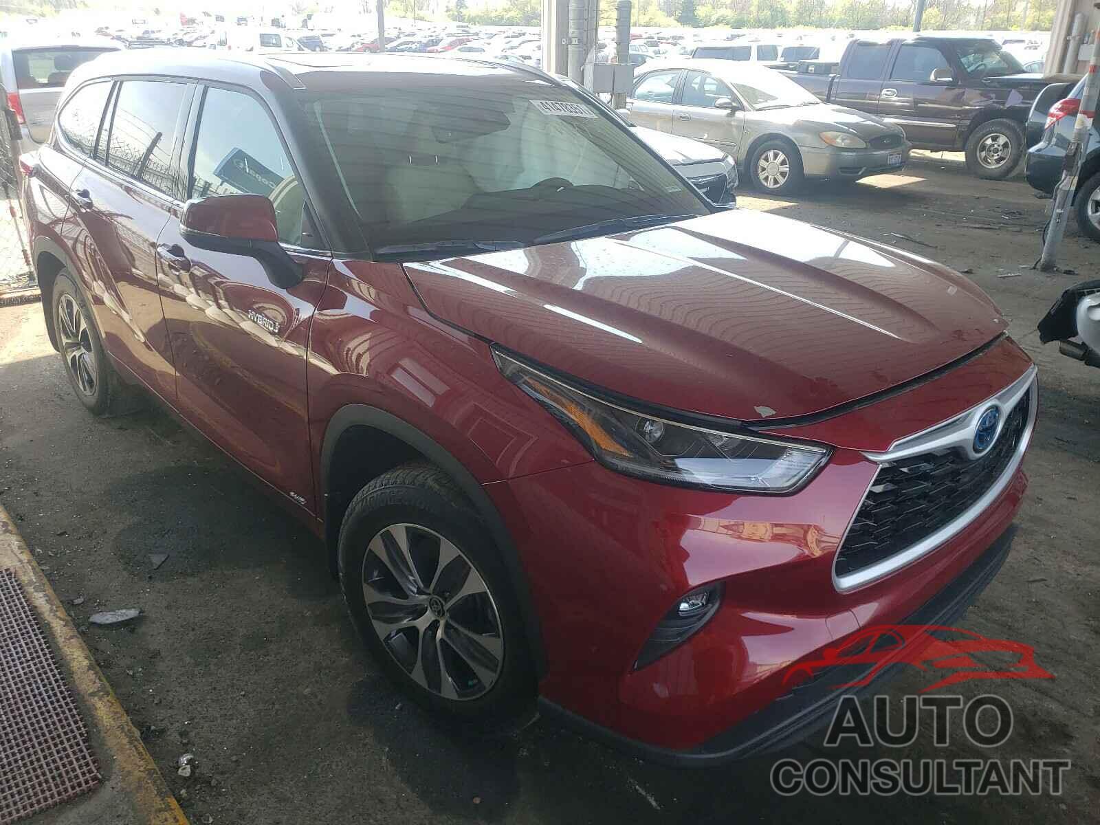 TOYOTA HIGHLANDER 2021 - 5TDHBRCH8MS514832