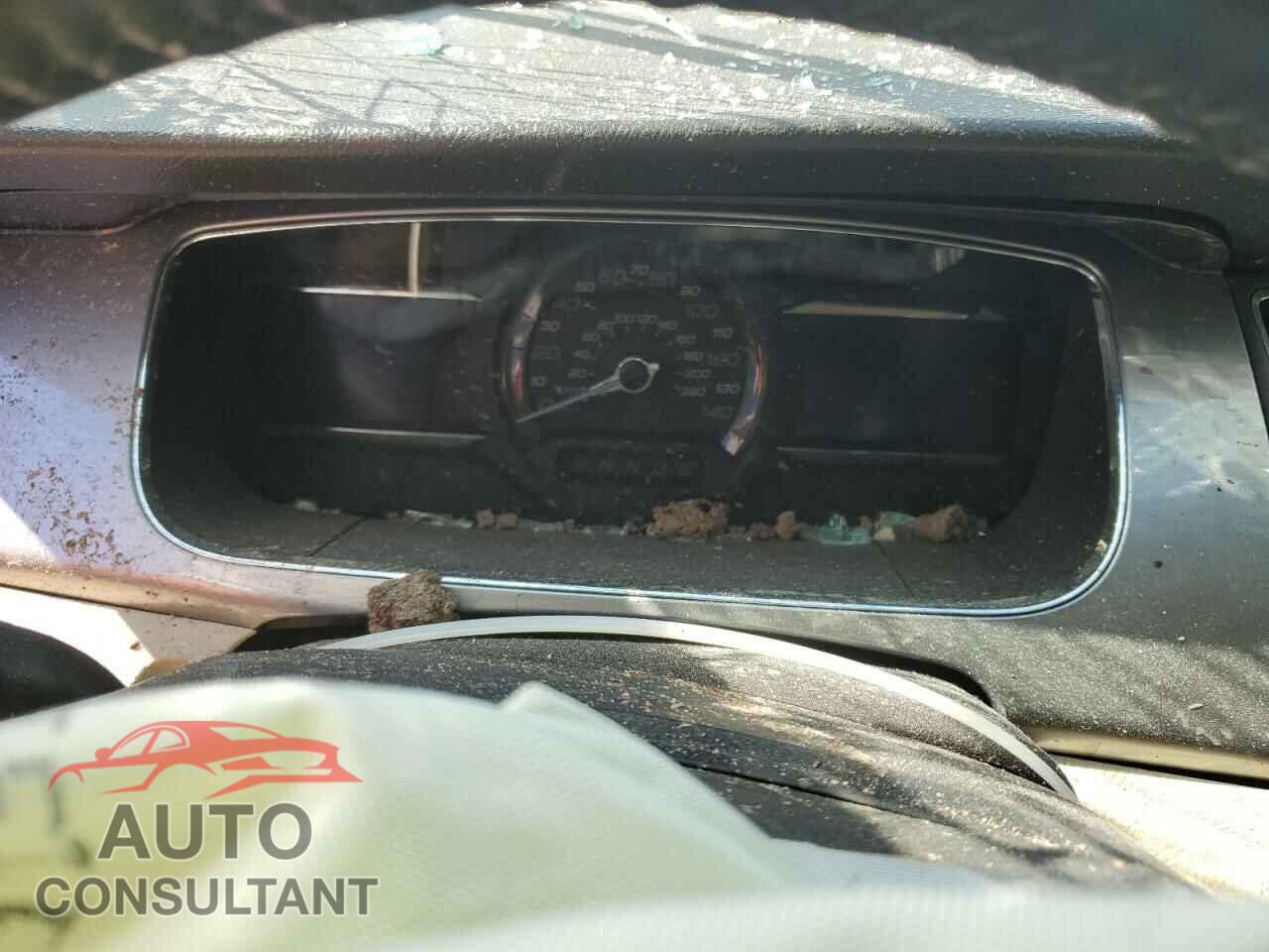 FORD TAURUS 2018 - 1FAHP2E82JG136458