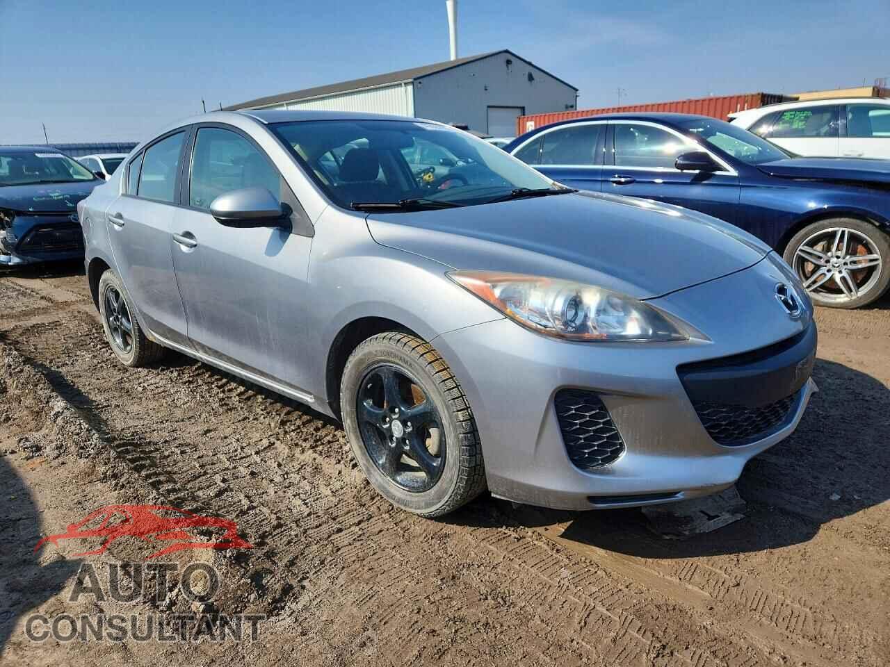 MAZDA 3 2013 - JM1BL1UF4D1803494