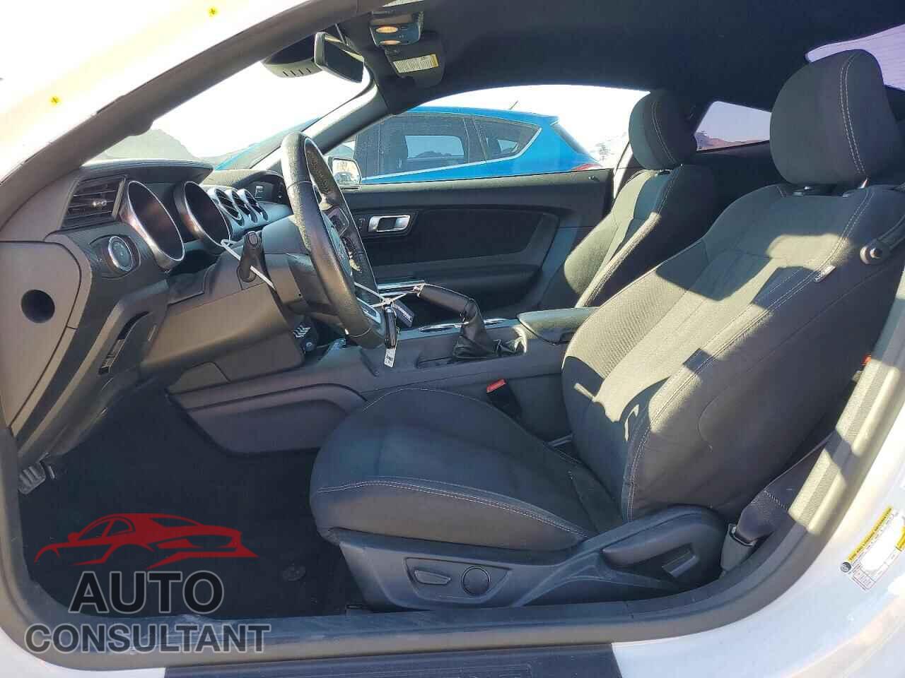 FORD MUSTANG 2022 - 1FA6P8TH1N5134697