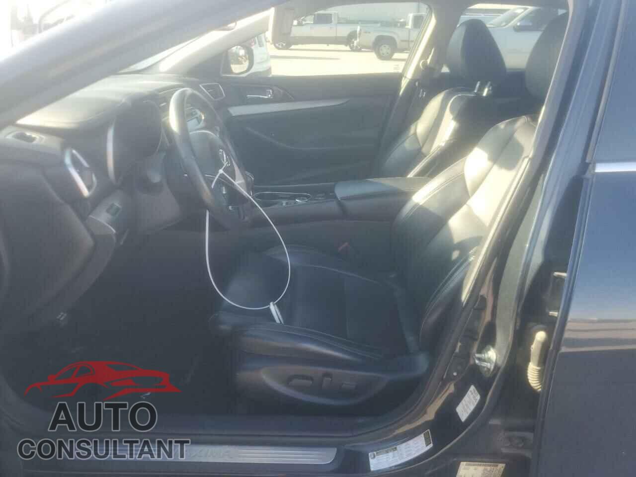 NISSAN MAXIMA 2017 - 1N4AA6APXHC382442