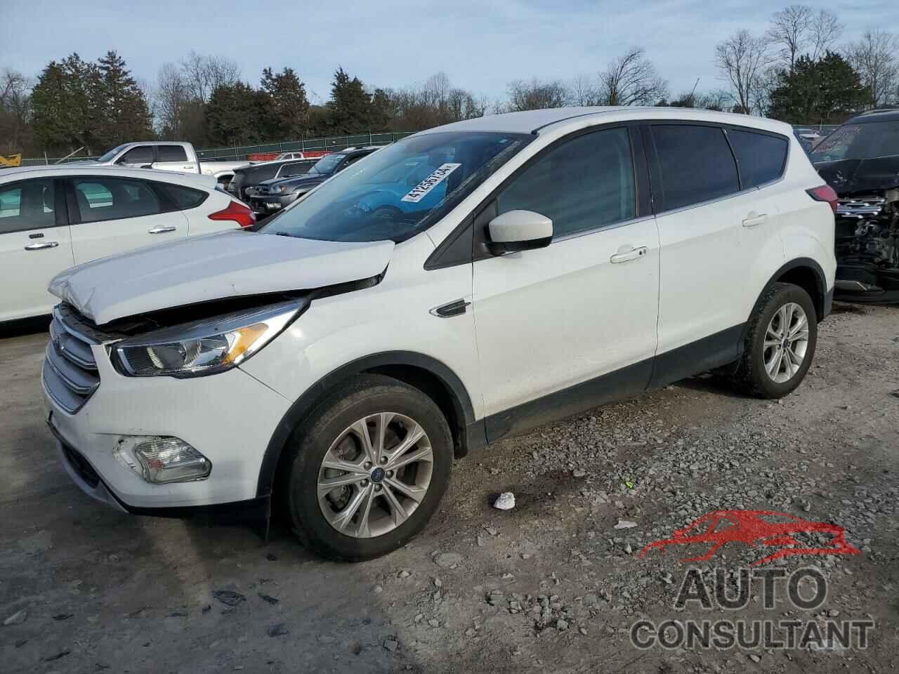 FORD ESCAPE 2019 - 1FMCU9GD0KUB32598
