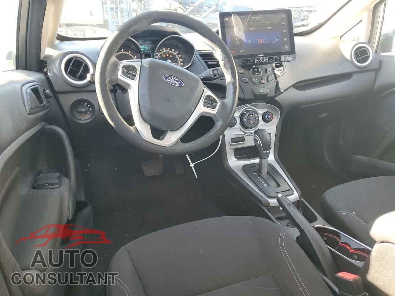 FORD FIESTA 2017 - 3FADP4EJ0HM118585