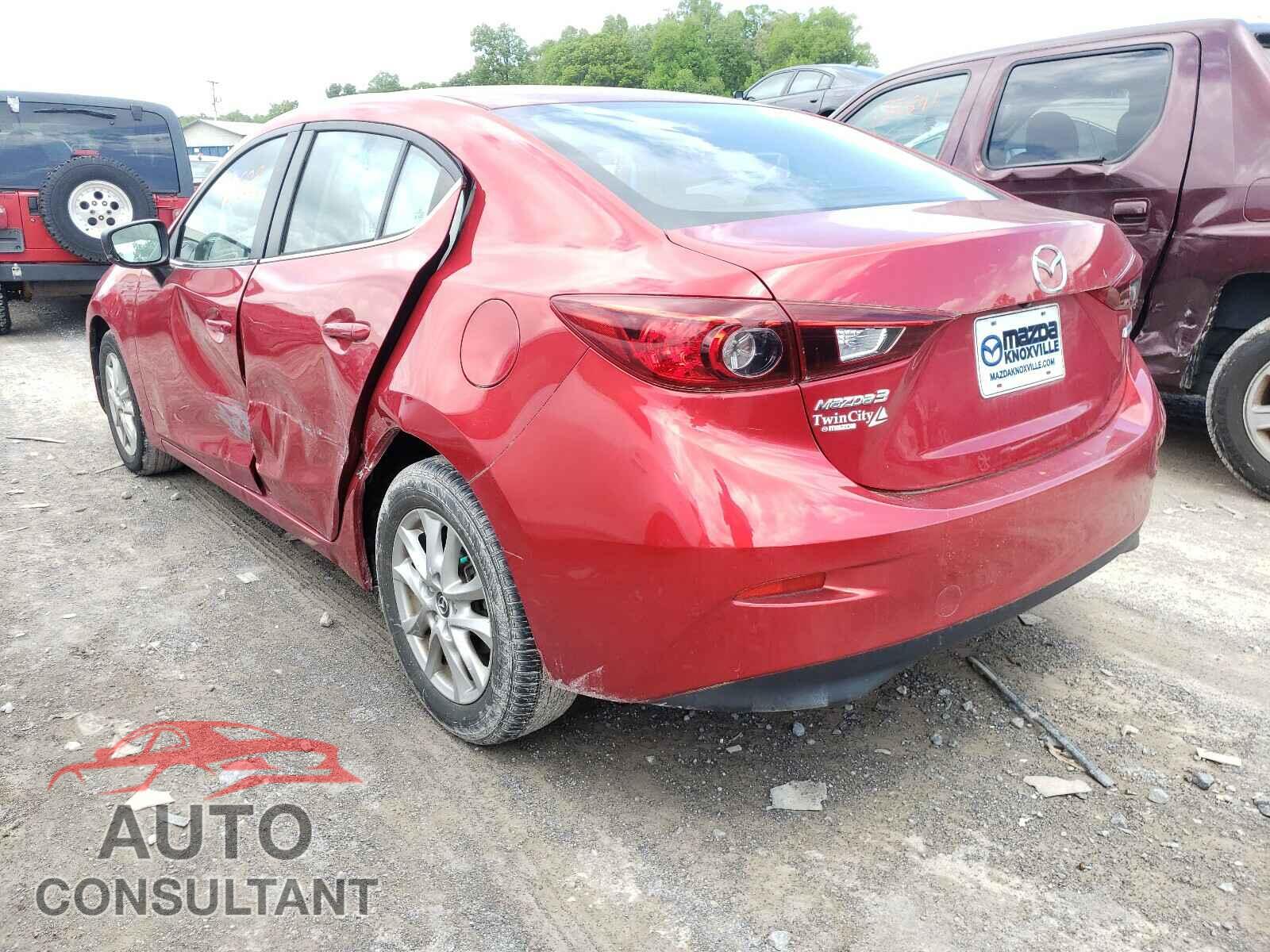 MAZDA 3 2018 - 3MZBN1U76JM161889