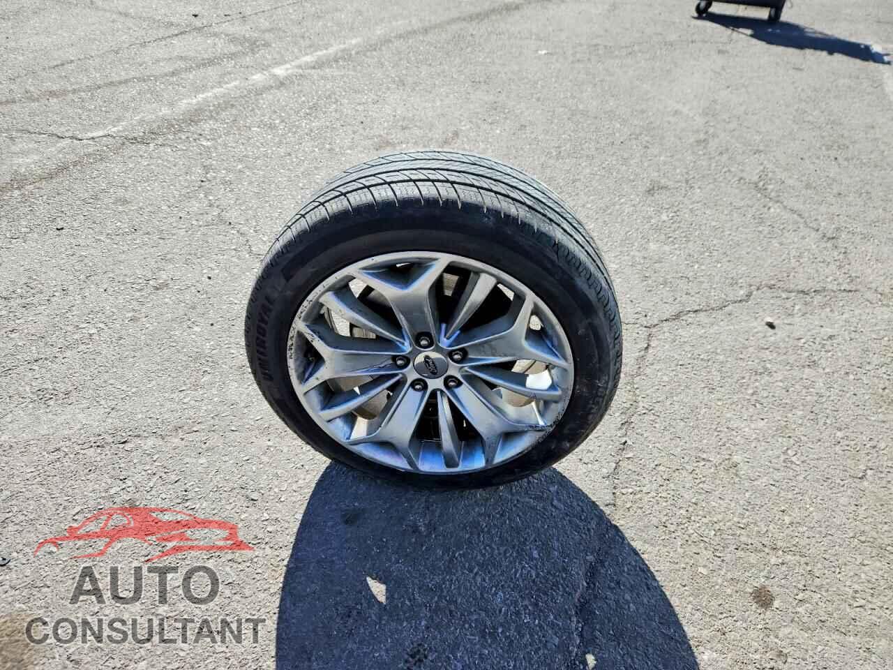 FORD TAURUS 2015 - 1FAHP2F89FG207340
