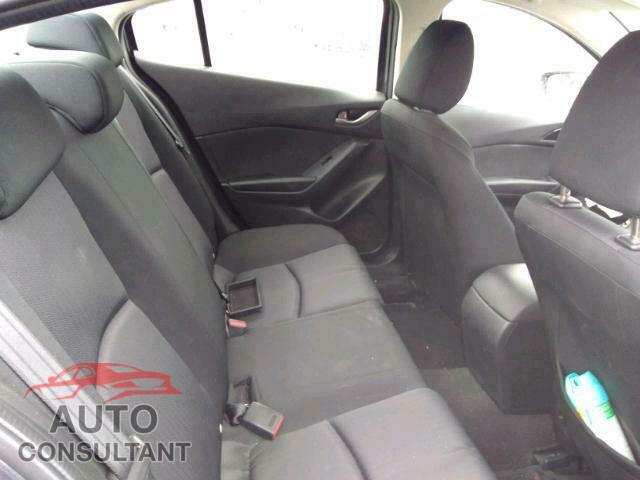 MAZDA 3 2015 - JM1BM1U76F1230073