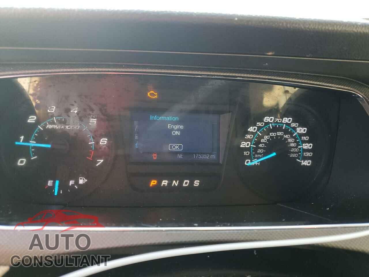 FORD TAURUS 2016 - 1FAHP2D81GG117085