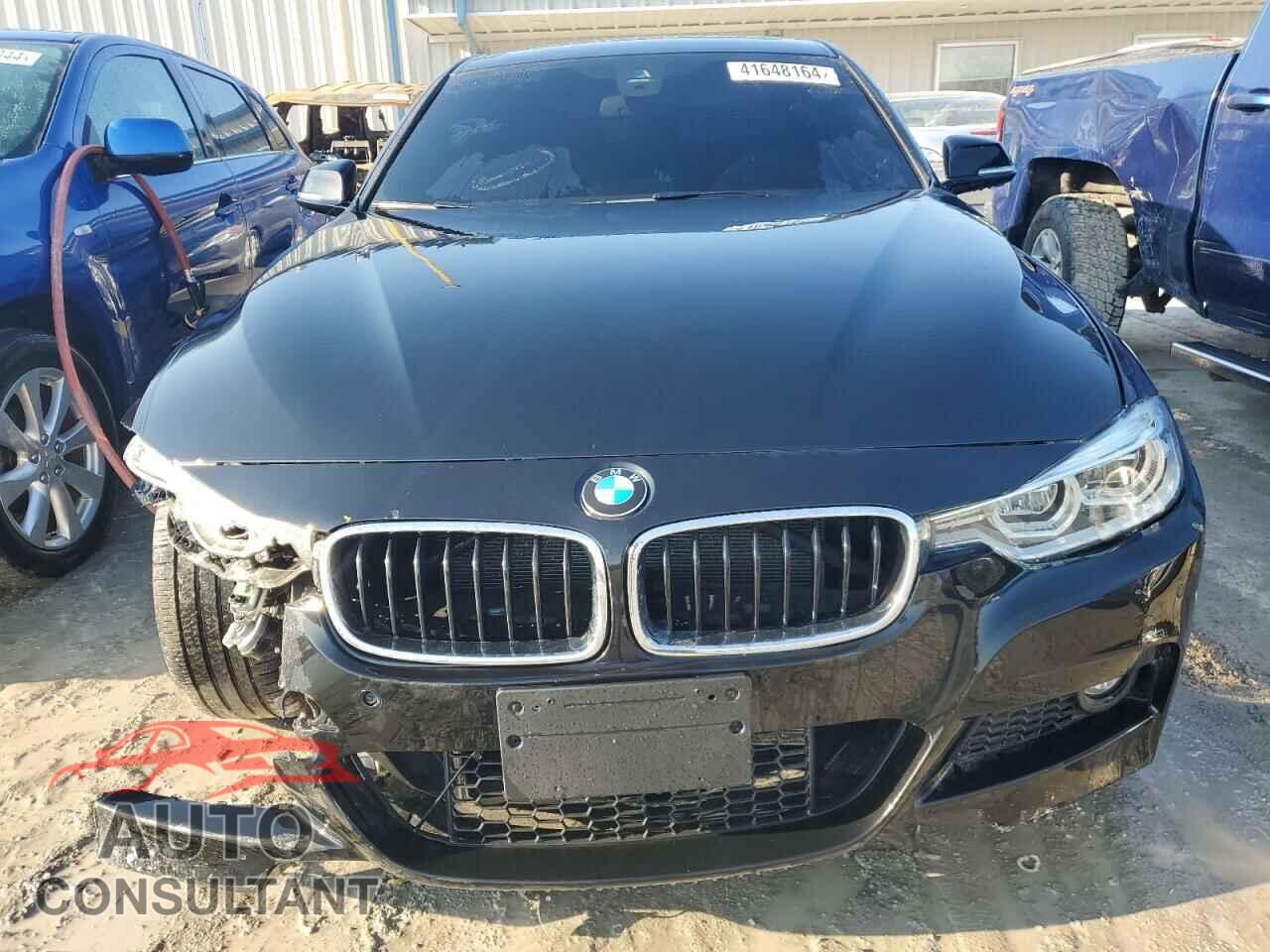 BMW 3 SERIES 2018 - WBA8D9C52JA013778