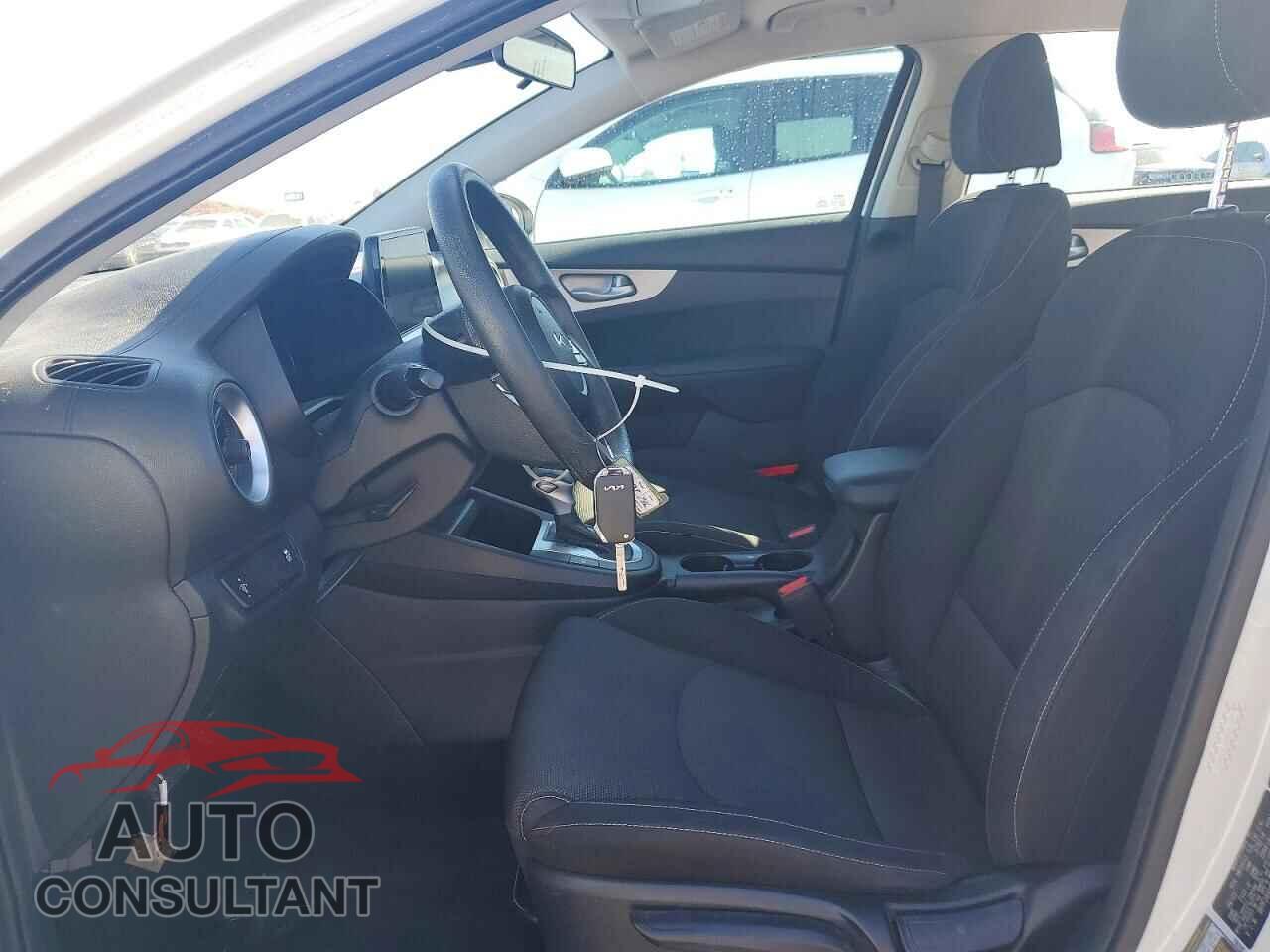 KIA FORTE 2023 - 3KPF24AD4PE624639