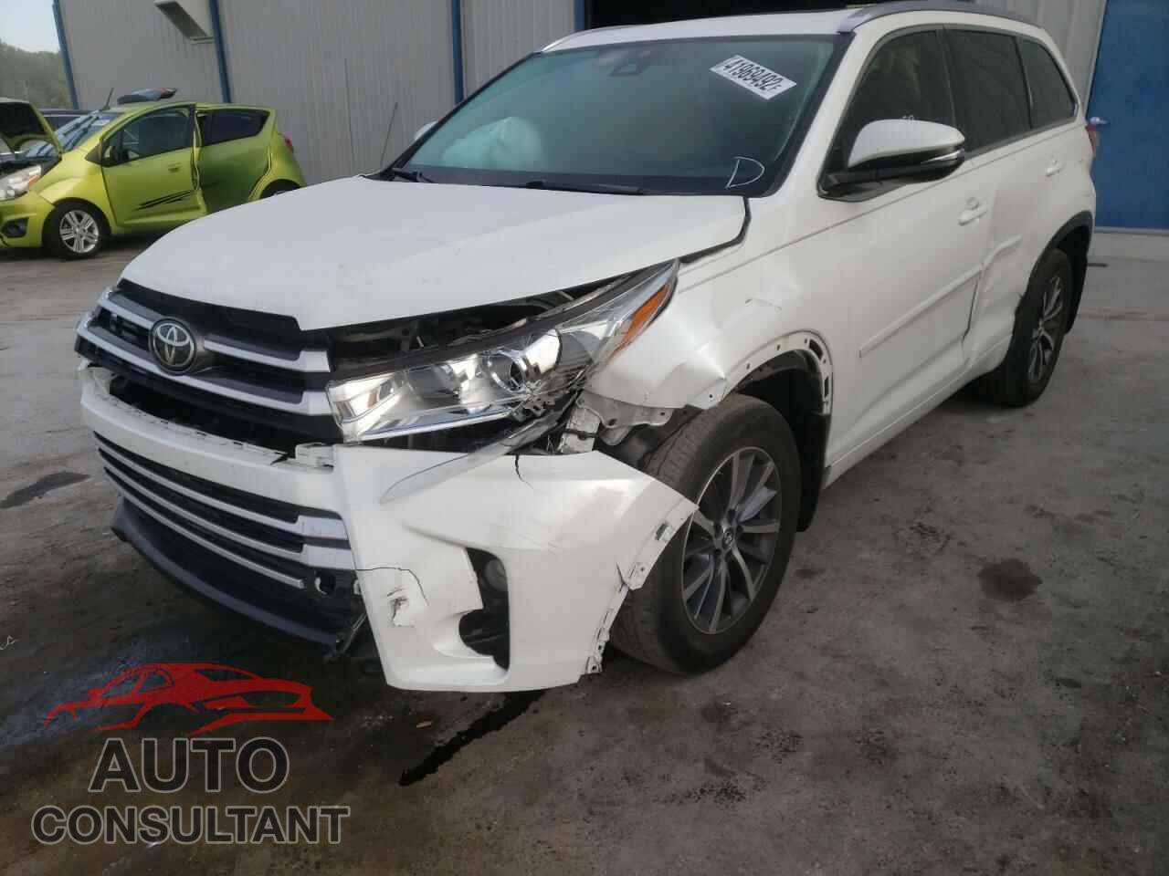 TOYOTA HIGHLANDER 2017 - 5TDJZRFH3HS461942