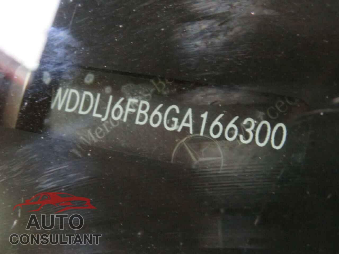 MERCEDES-BENZ CLC-CLASS 2016 - WDDLJ6FB6GA166300