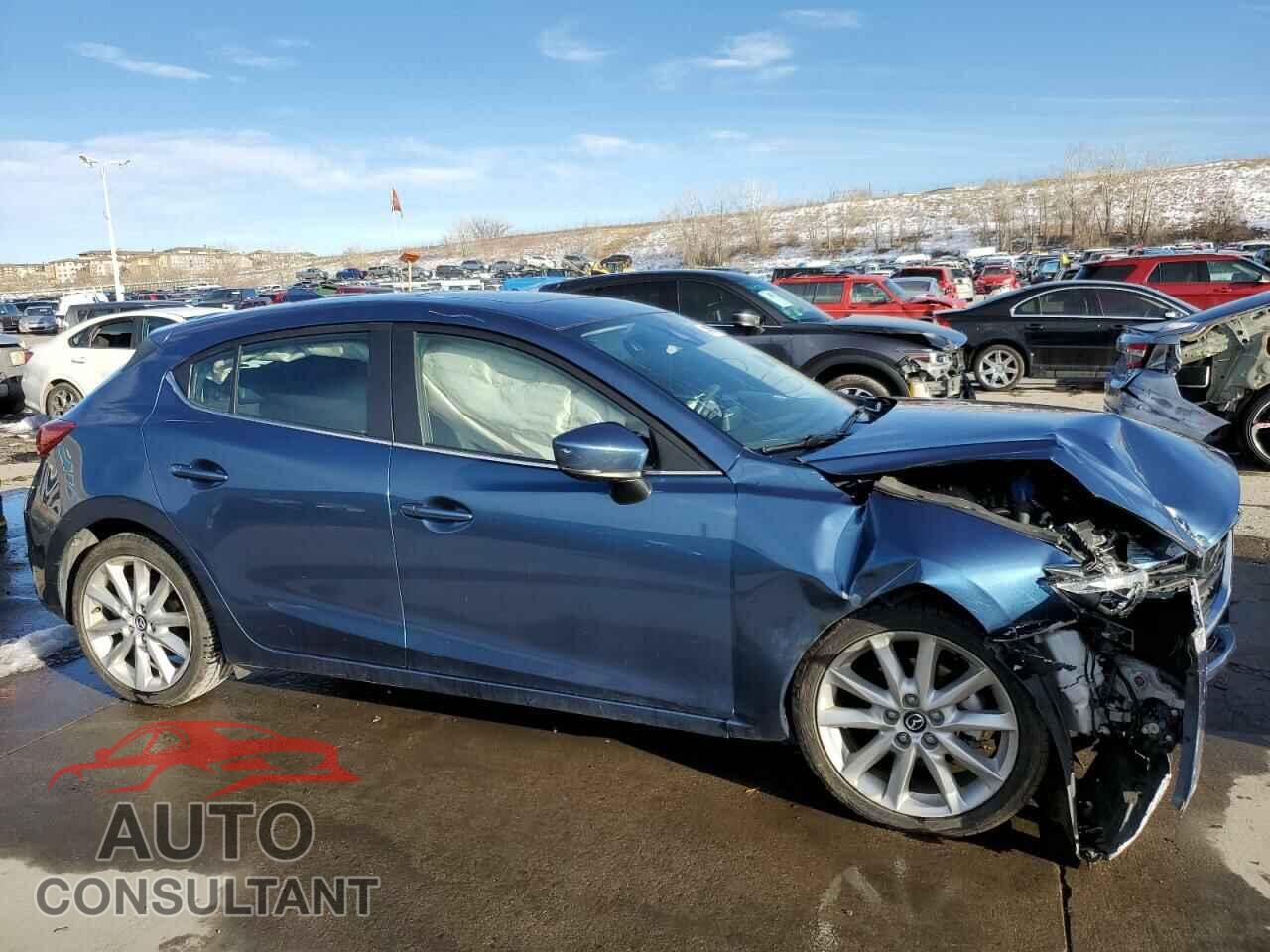 MAZDA 3 2017 - 3MZBN1M31HM127754