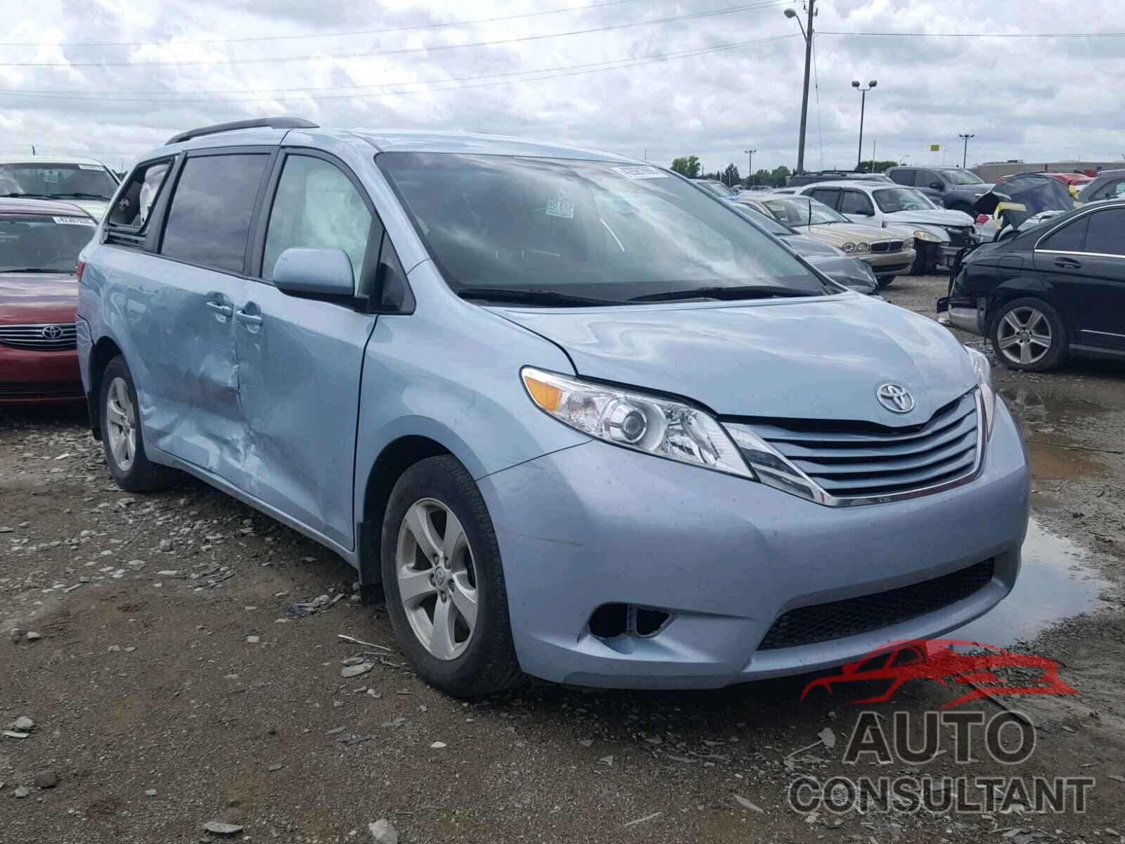 TOYOTA SIENNA LE 2015 - 5TDKK3DCXFS560588