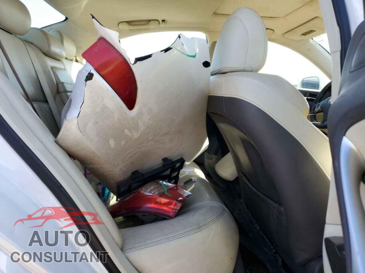 LEXUS IS 2012 - JTHBF5C29C5167951