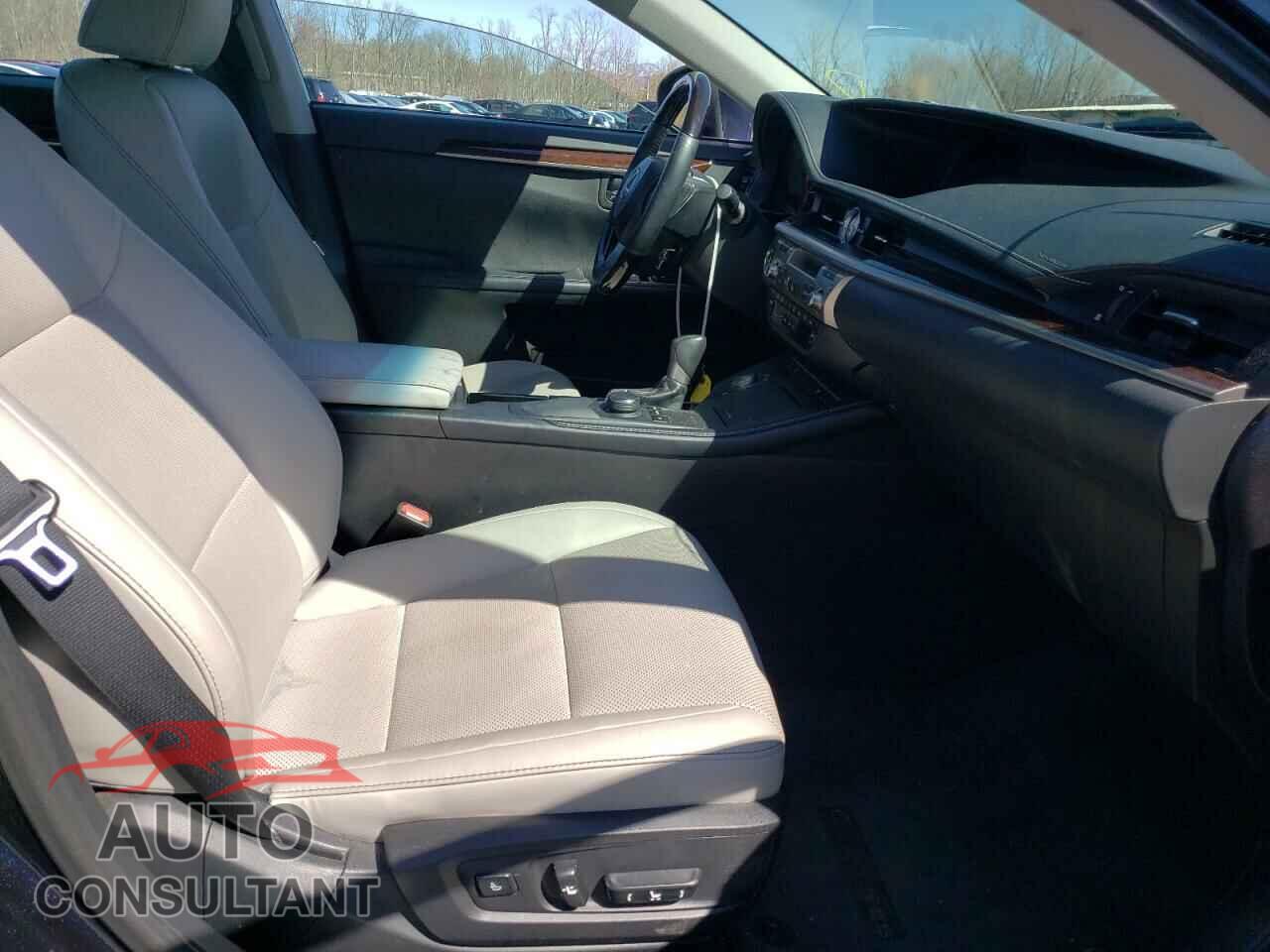 LEXUS ES350 2016 - 58ABK1GG5GU027682