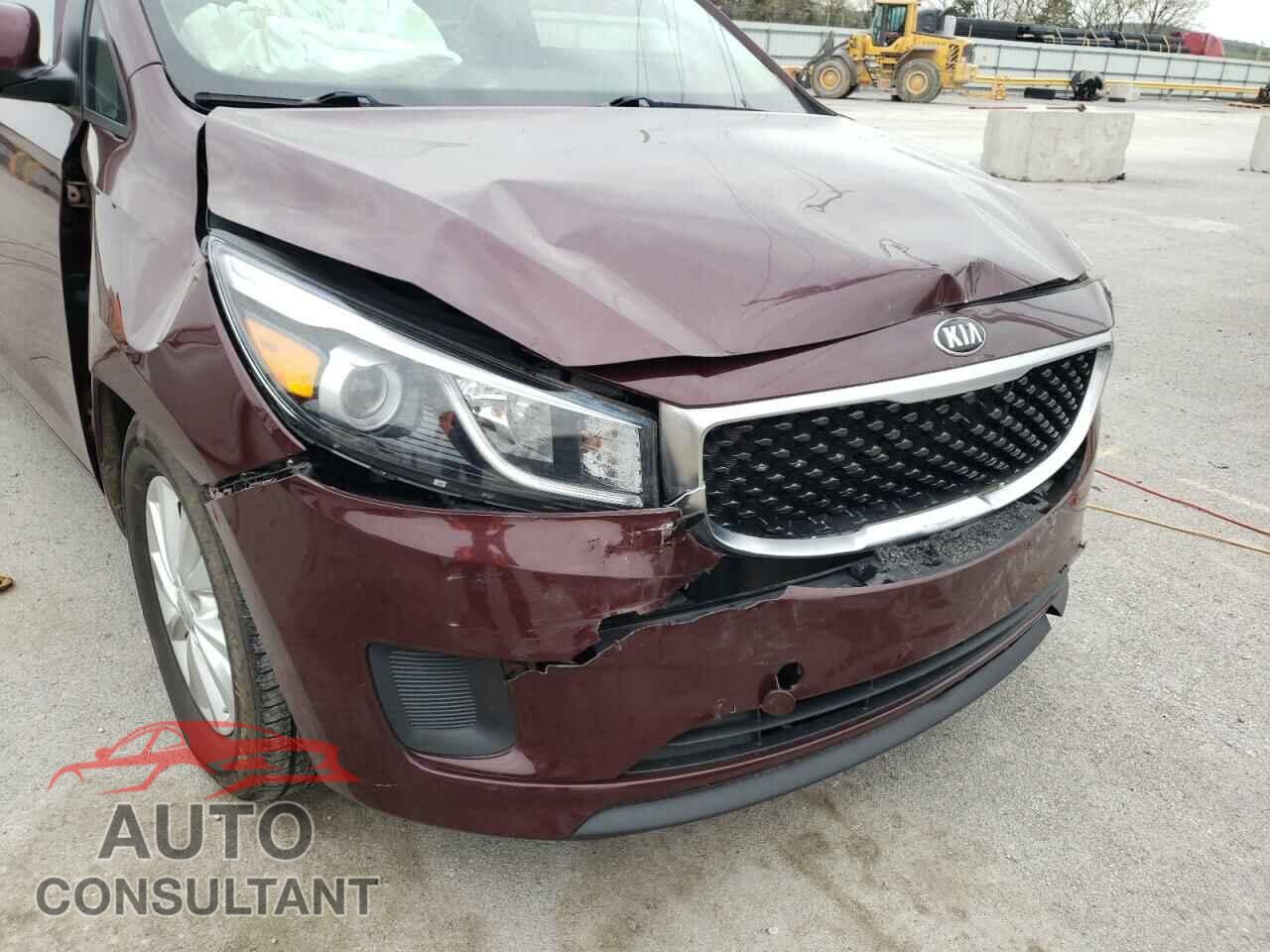 KIA SEDONA 2017 - KNDMB5C19H6228438