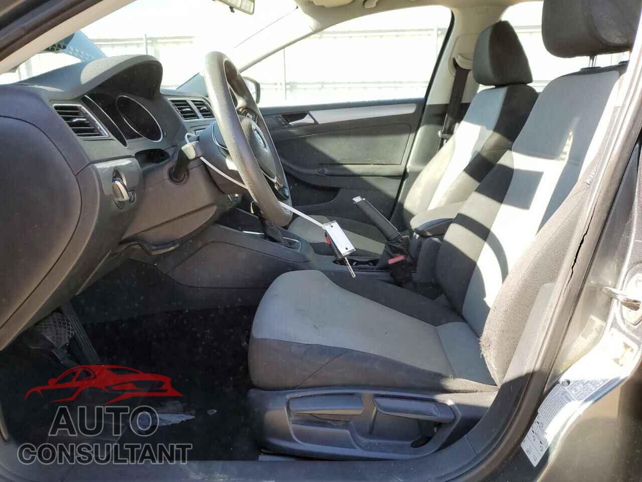 VOLKSWAGEN JETTA 2017 - 3VW2B7AJ3HM310829