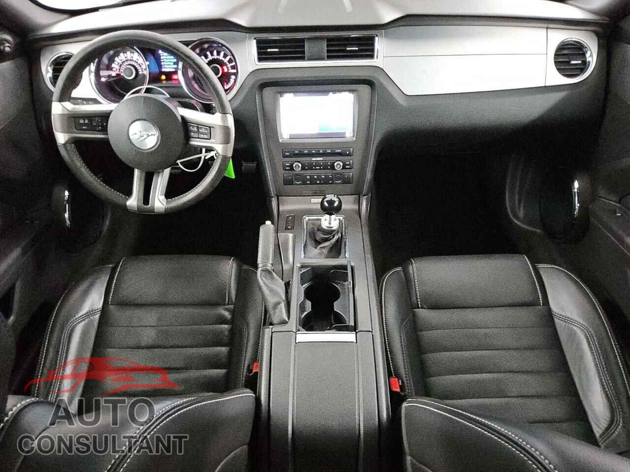 FORD MUSTANG 2013 - 1ZVBP8CF8D5269839