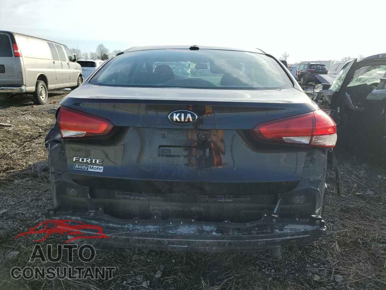 KIA FORTE 2018 - 3KPFK4A76JE168211