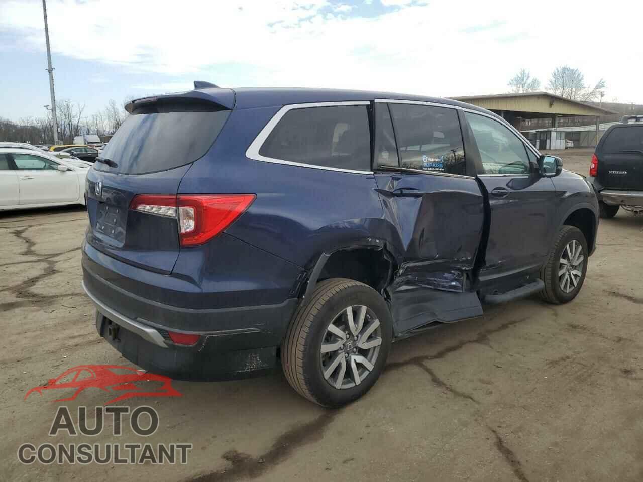 HONDA PILOT 2019 - 5FNYF5H3XKB000573