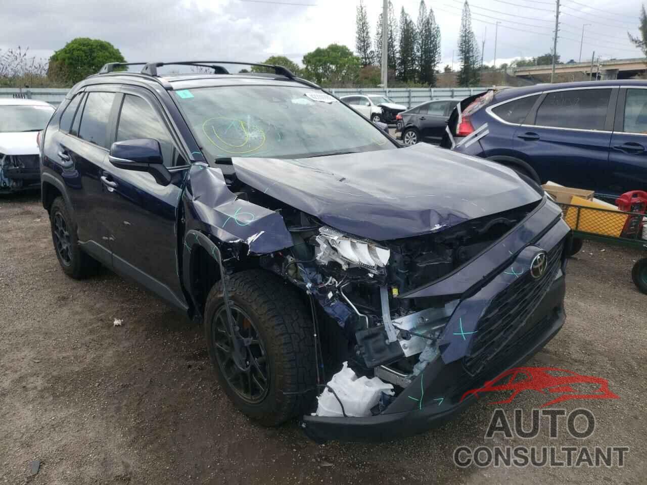 TOYOTA RAV4 2021 - 2T3W1RFV5MW131036