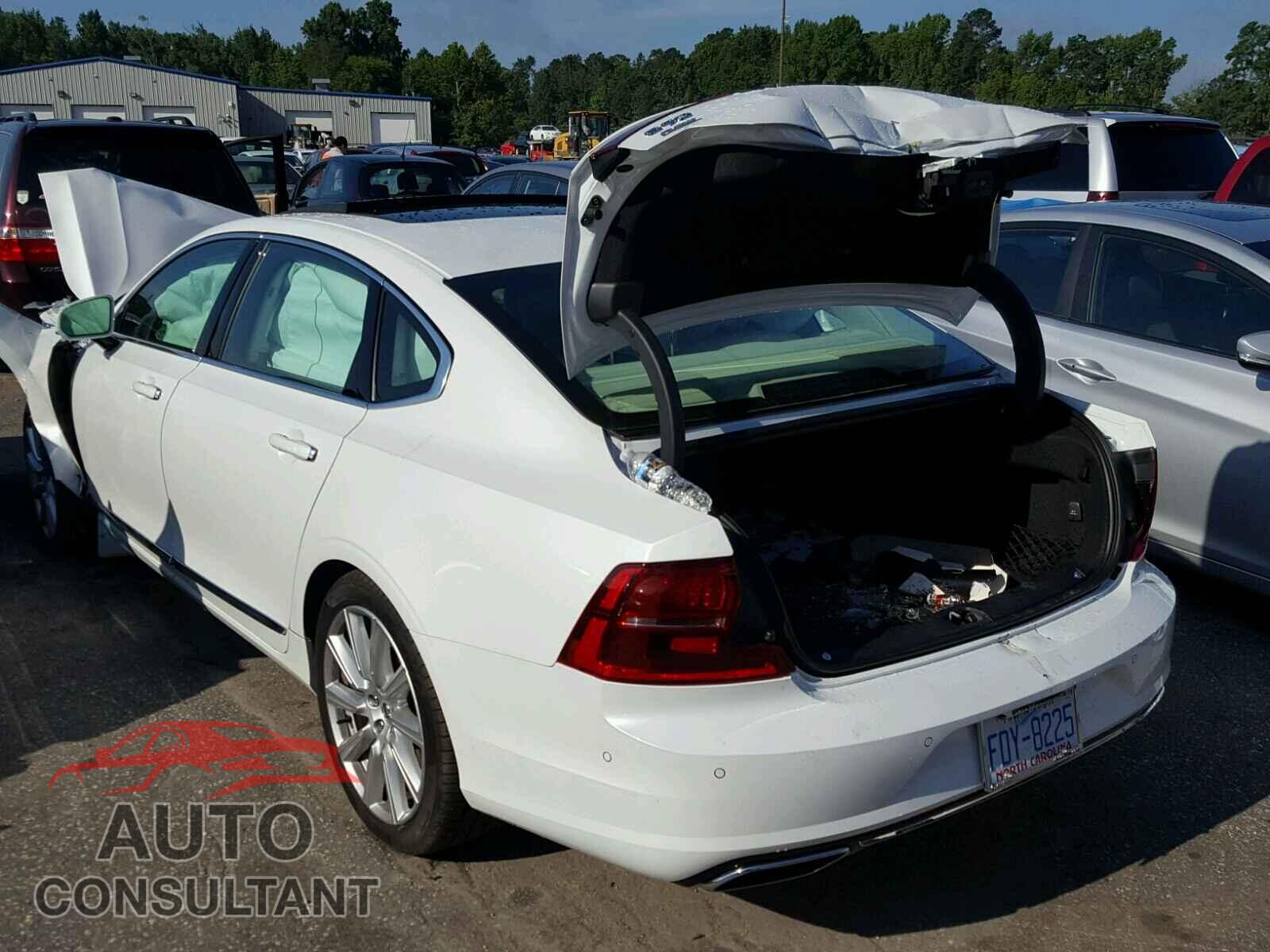 VOLVO S90 2018 - LVY992ML4JP037714