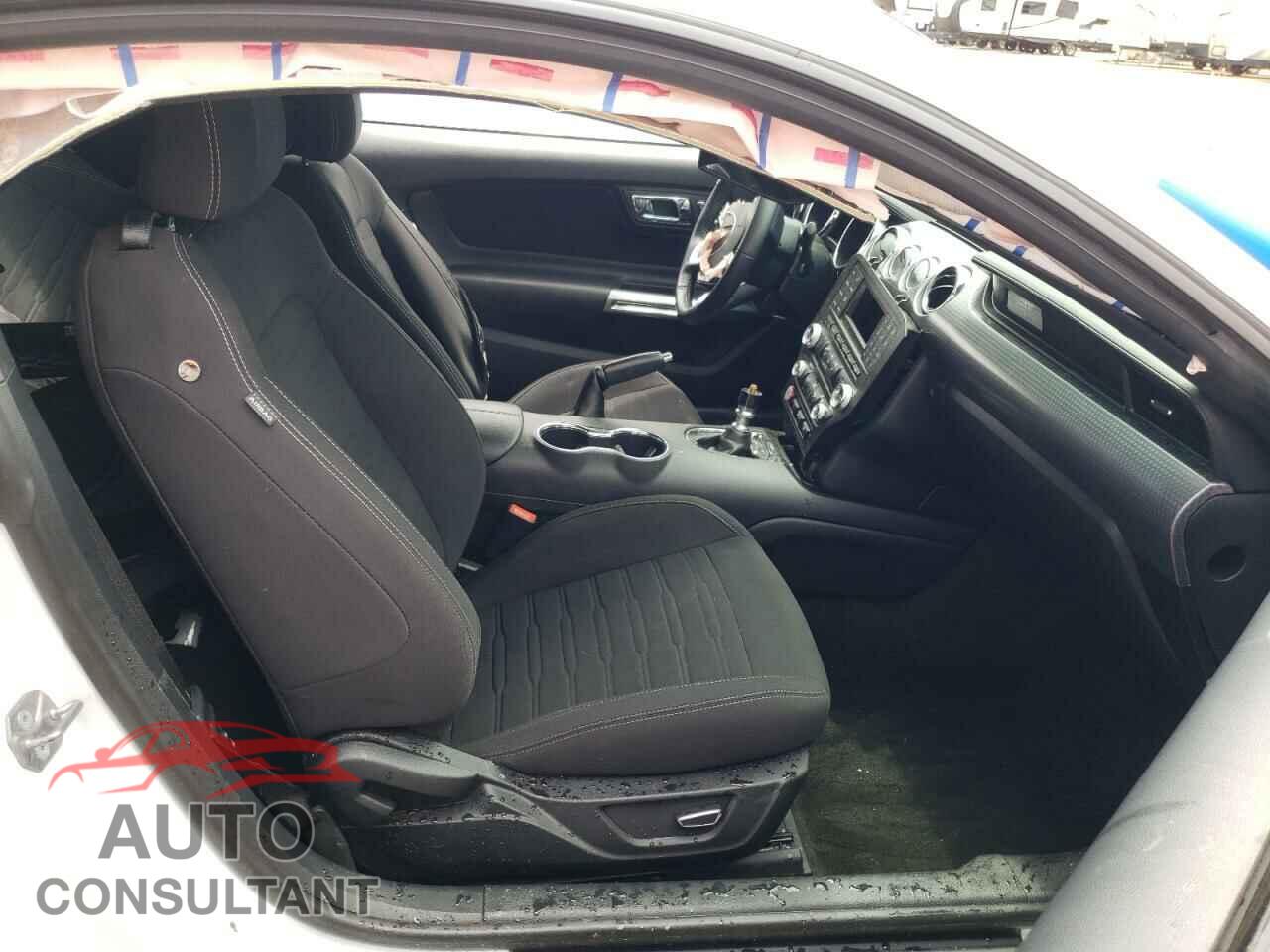 FORD MUSTANG 2017 - 1FA6P8CF8H5283076