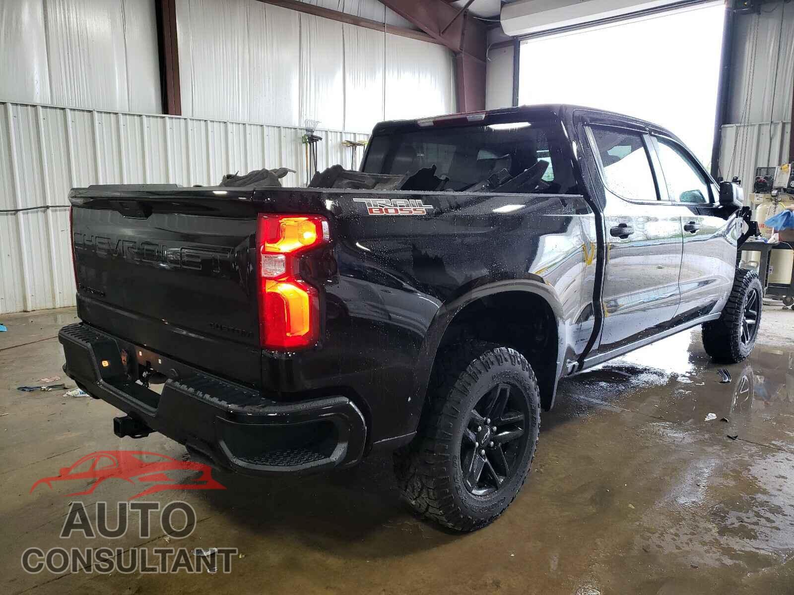 CHEVROLET SILVERADO 2021 - 1GCPYCEF7MZ258846