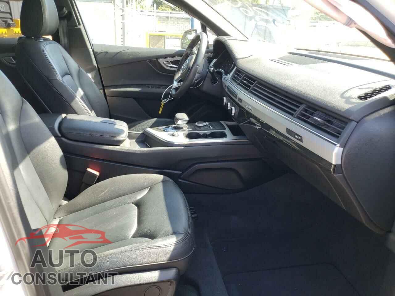AUDI Q7 2018 - WA1AHAF71JD027283