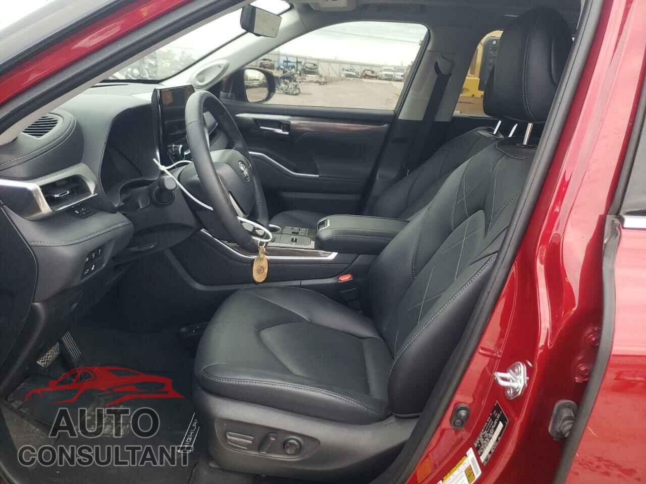 TOYOTA HIGHLANDER 2023 - 5TDKDRAH7PS040251