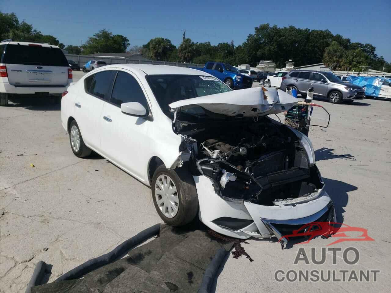 NISSAN VERSA 2017 - 3N1CN7AP6HK422509