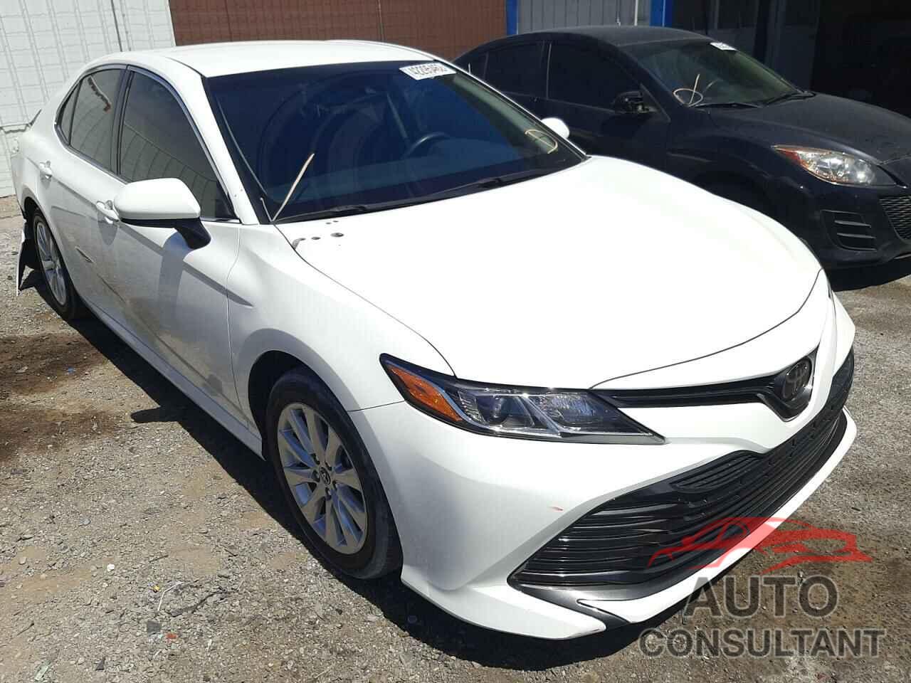 TOYOTA CAMRY 2018 - JTNB11HK8J3033387