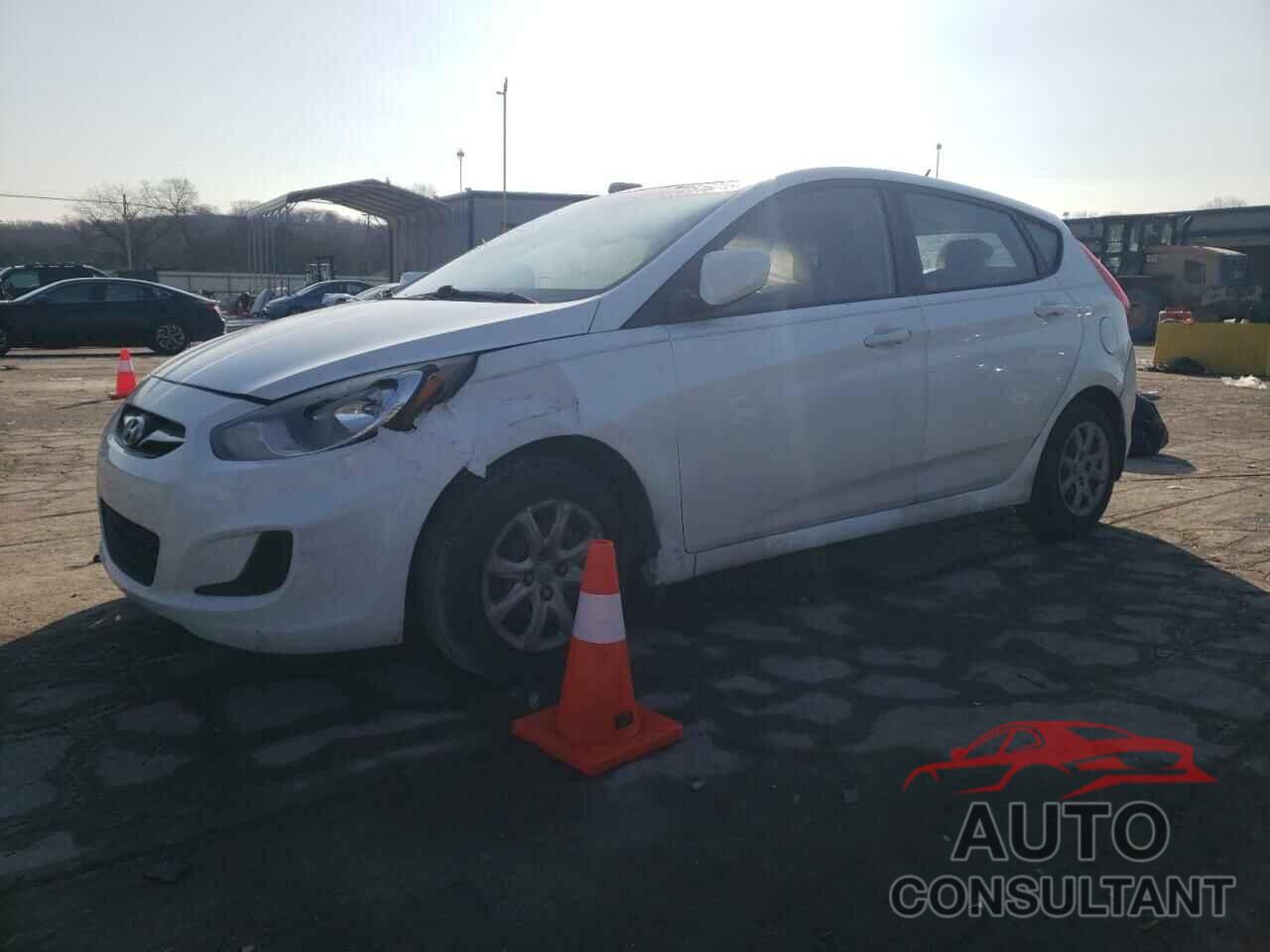HYUNDAI ACCENT 2013 - KMHCT5AE0DU091714