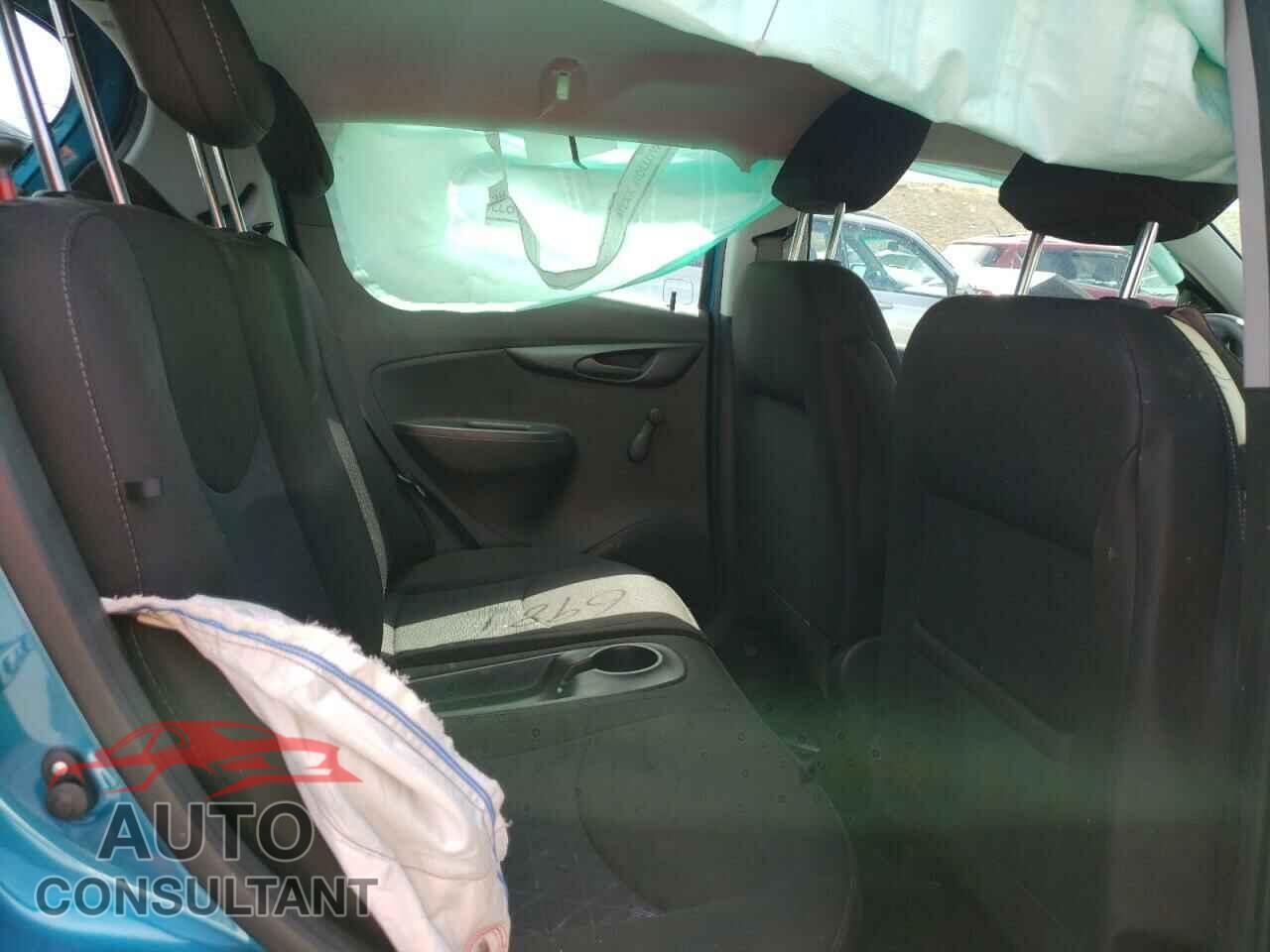 CHEVROLET SPARK 2019 - KL8CB6SA8KC733228