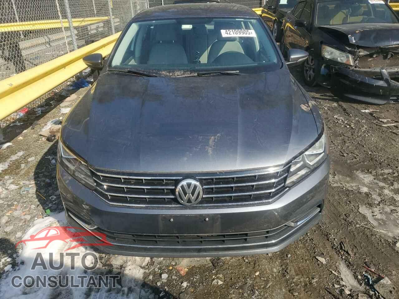 VOLKSWAGEN PASSAT 2017 - 1VWAT7A3XHC033558