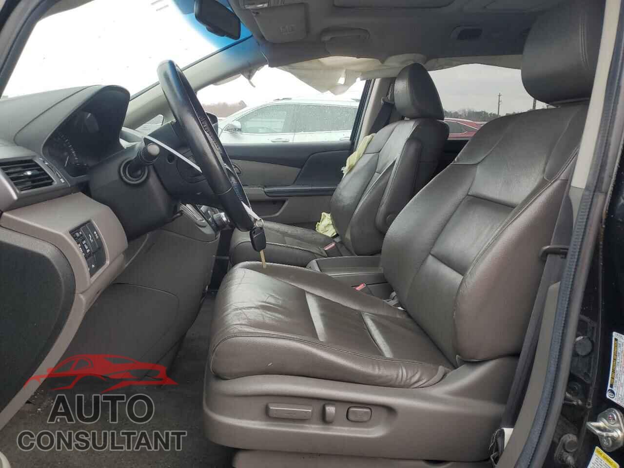 HONDA ODYSSEY 2013 - 5FNRL5H94DB045948