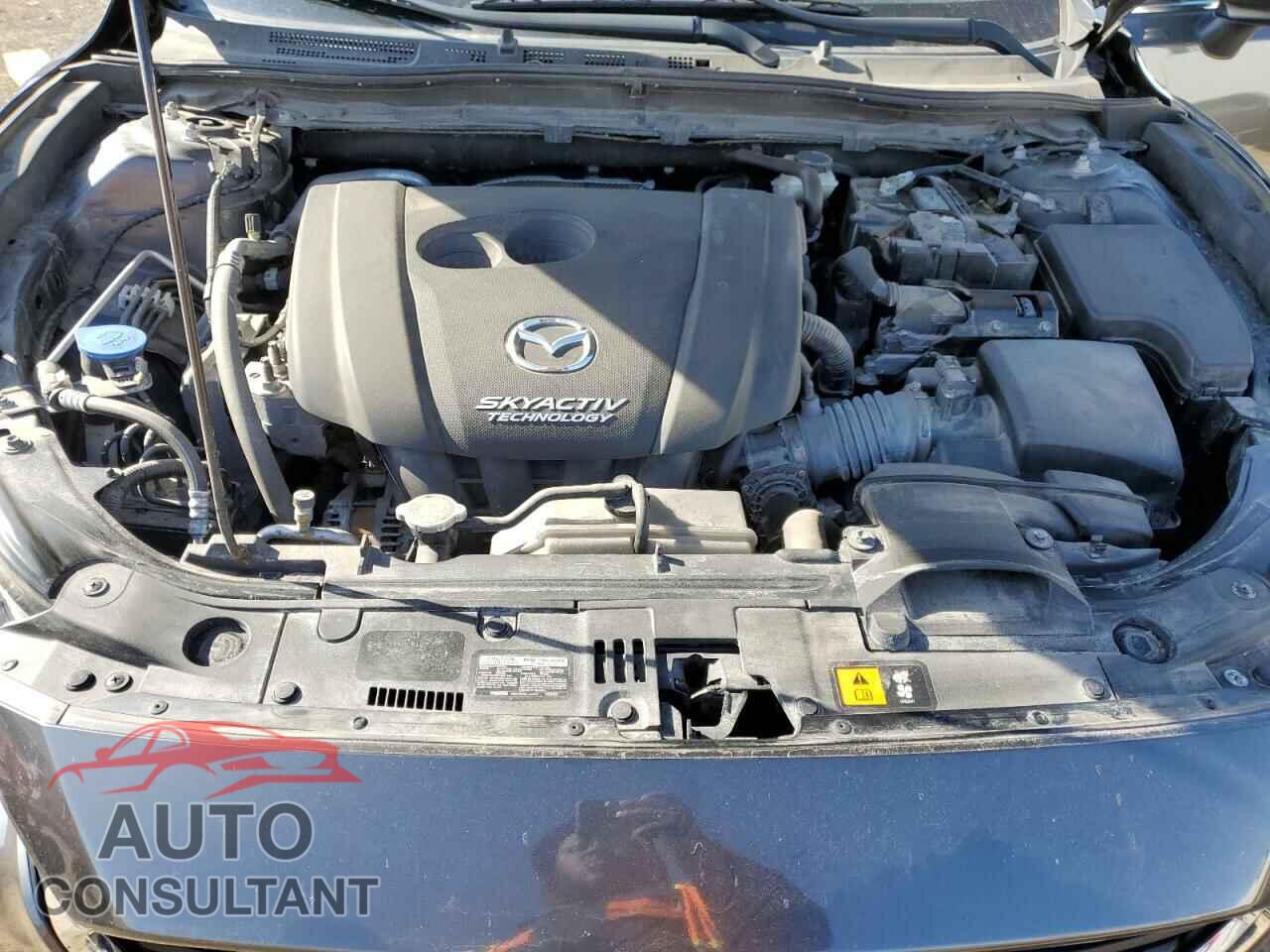 MAZDA 3 2017 - 3MZBN1V7XHM103762