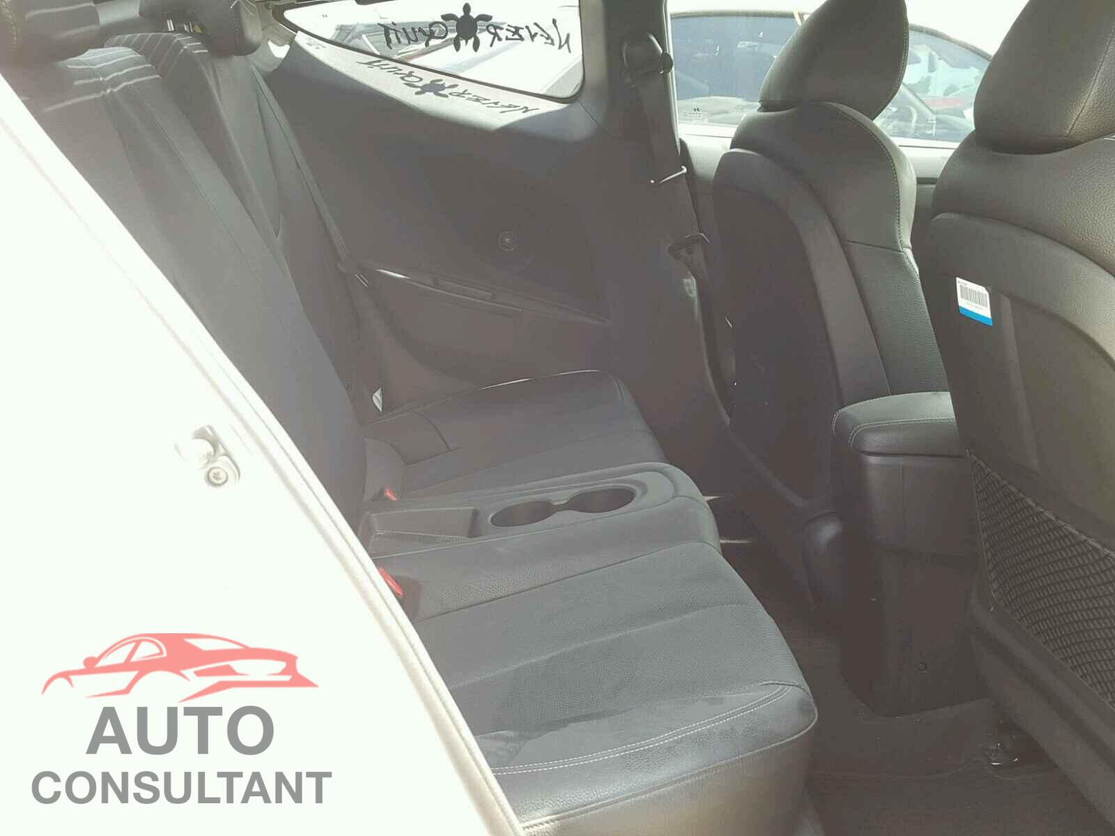 HYUNDAI VELOSTER 2016 - KMHTC6AE3GU289598