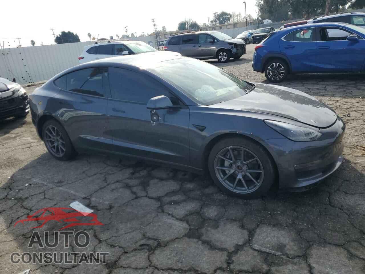 TESLA MODEL 3 2022 - 5YJ3E1EB2NF137027