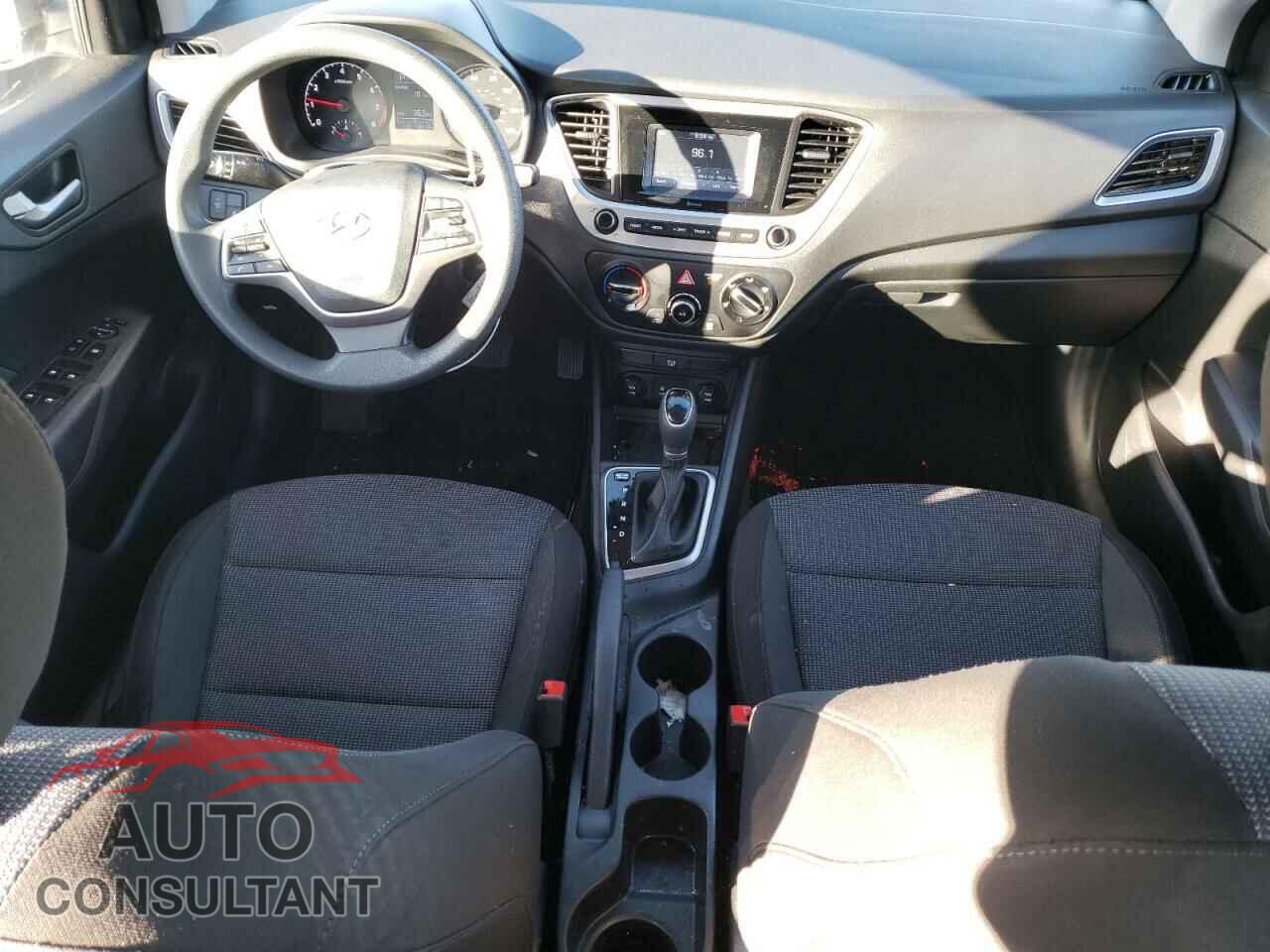 HYUNDAI ACCENT 2018 - 3KPC24A36JE011391