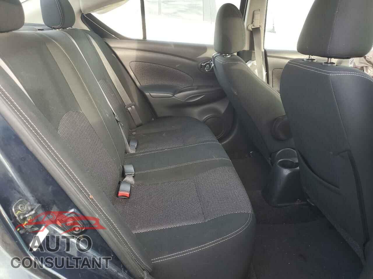 NISSAN VERSA 2017 - 3N1CN7AP9HL879437