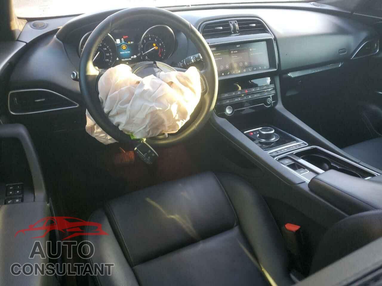 JAGUAR F-PACE 2020 - SADCJ2FX0LA660942