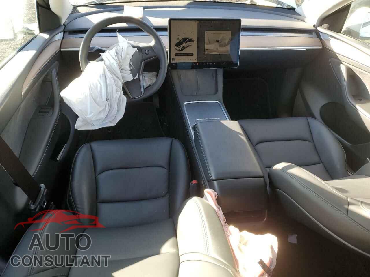 TESLA MODEL Y 2023 - 7SAYGDEE9PF799558
